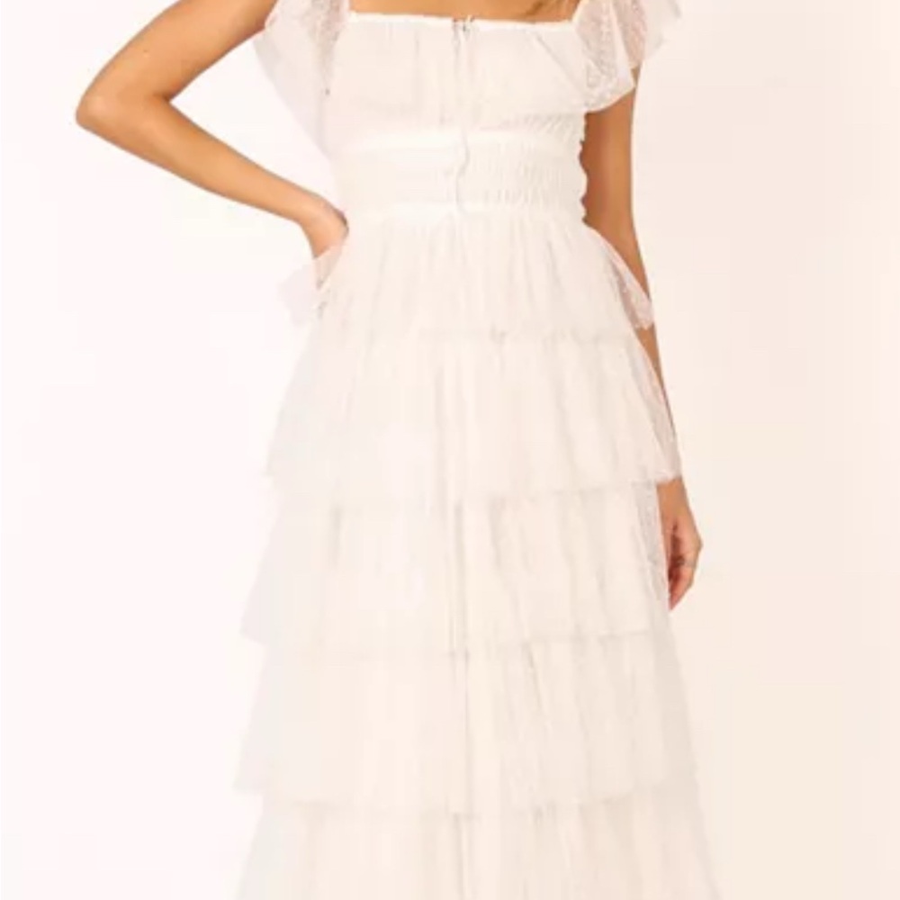Elegant White Tiered Maxi Dress